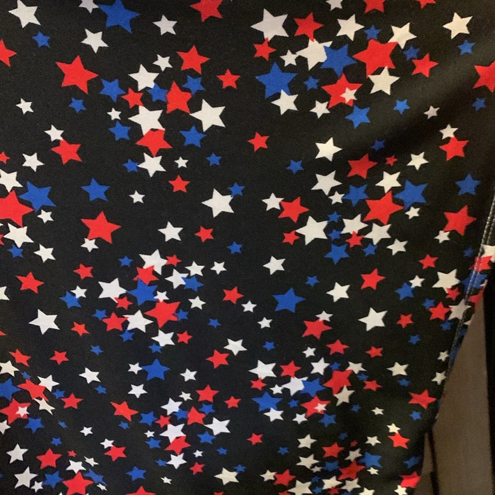Liberty Park Patriotic Topper NWOT - Picture 3 of 7